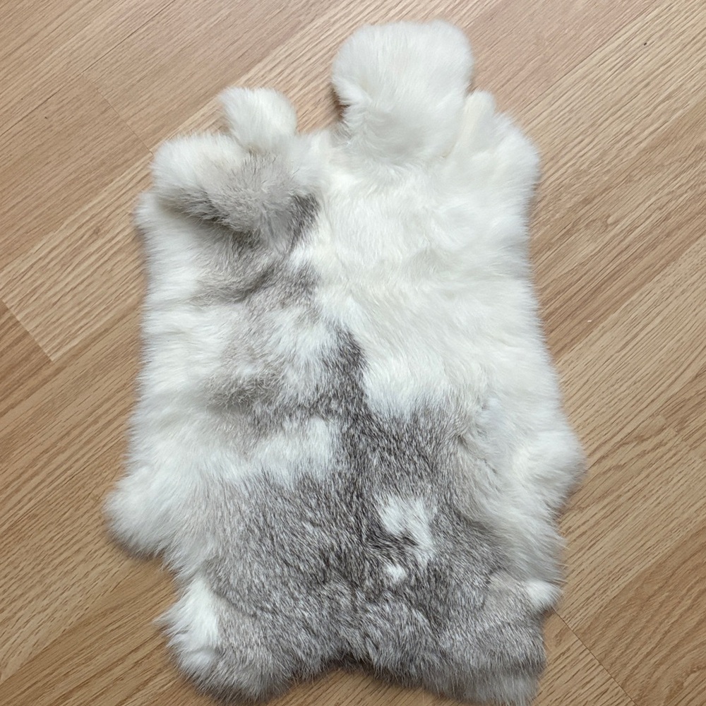 A381 Premium Soft Rabbit Fur Pelt - Natural Tanned Craft Supply Hide